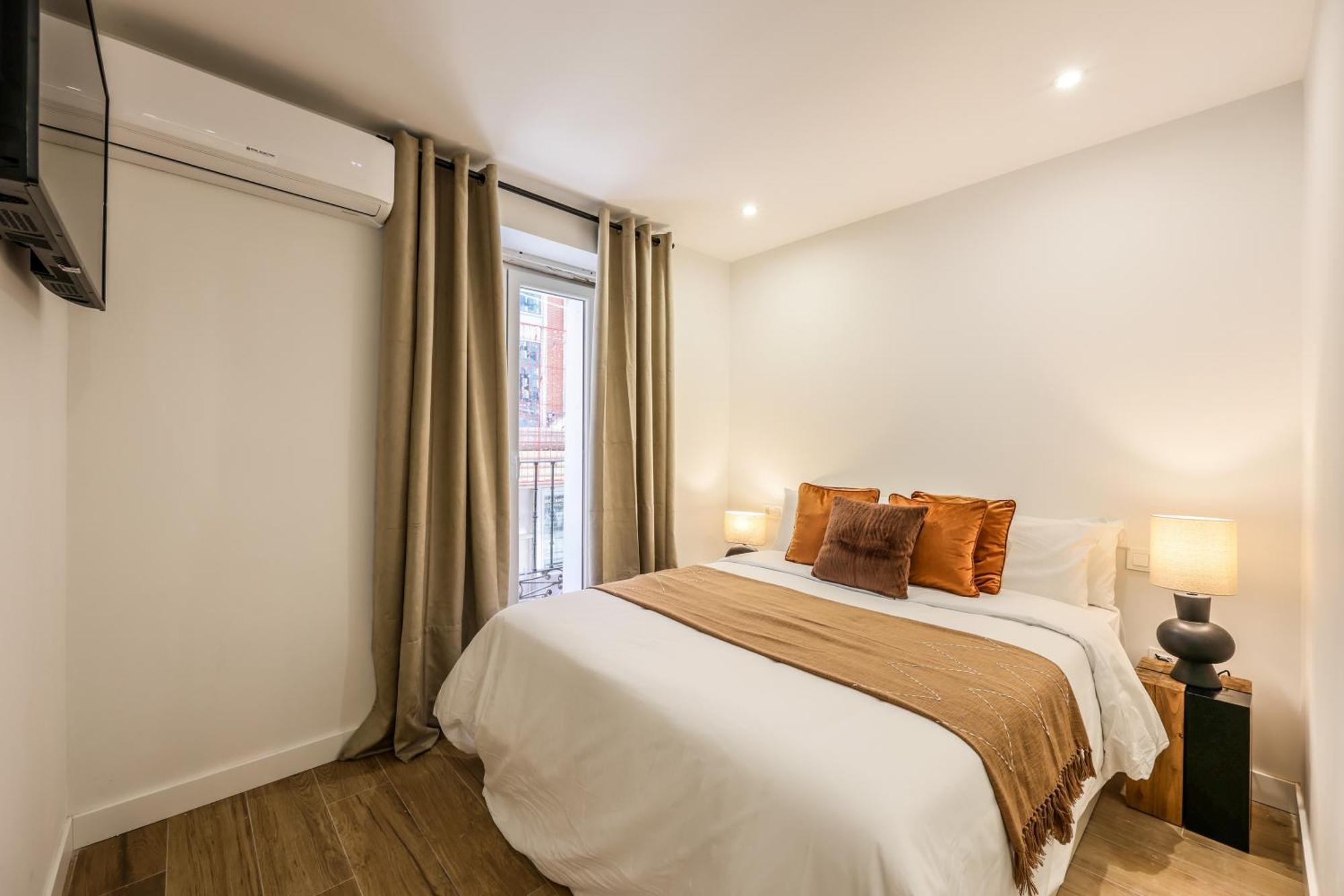 Apartamento Doble Centro Мадрид Екстериор снимка