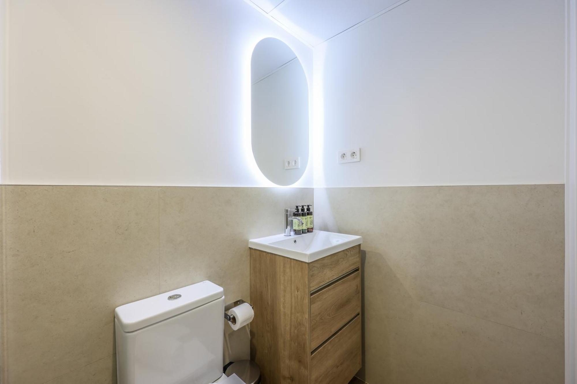 Apartamento Doble Centro Мадрид Екстериор снимка