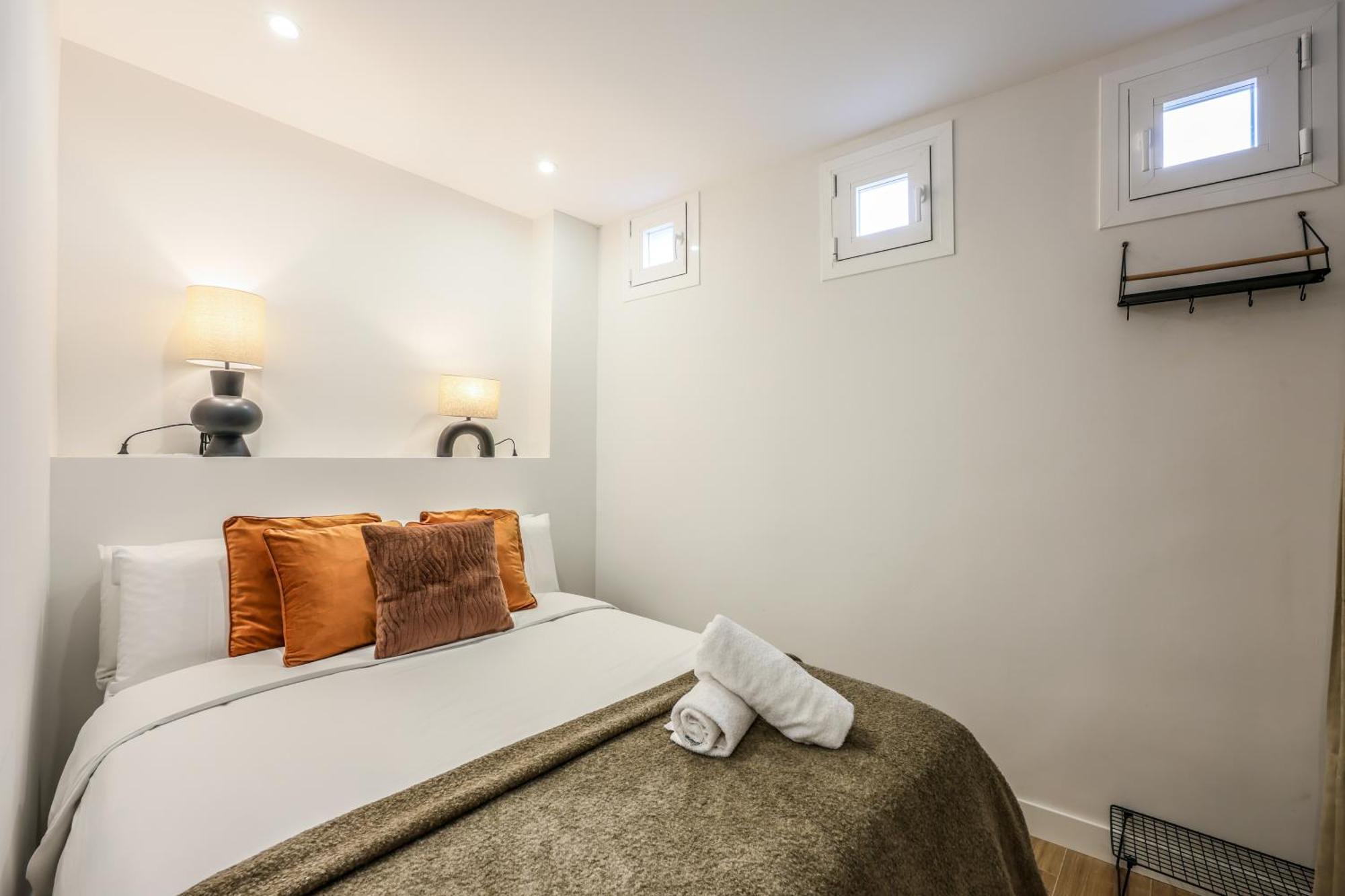 Apartamento Doble Centro Мадрид Екстериор снимка