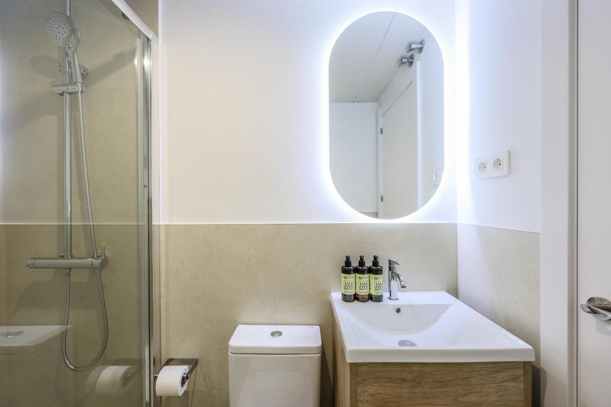 Apartamento Doble Centro Мадрид Екстериор снимка